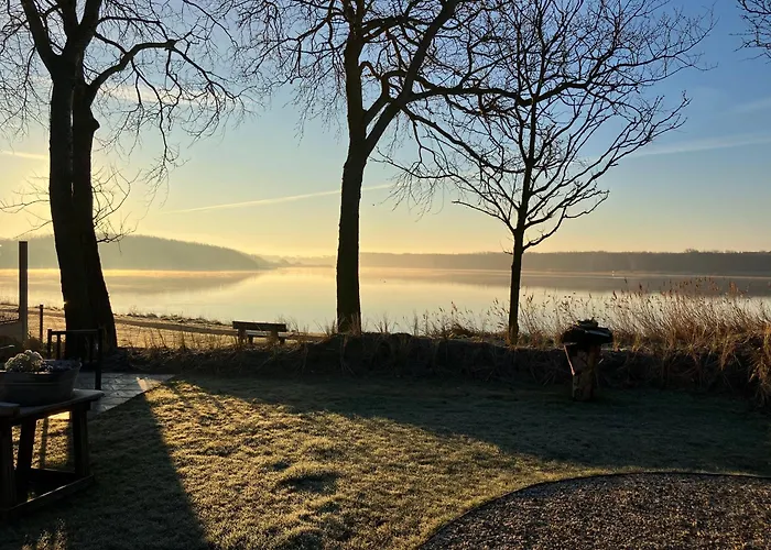 Bazien Luxe kamer bij strand en natuur veel faciliteiten.
